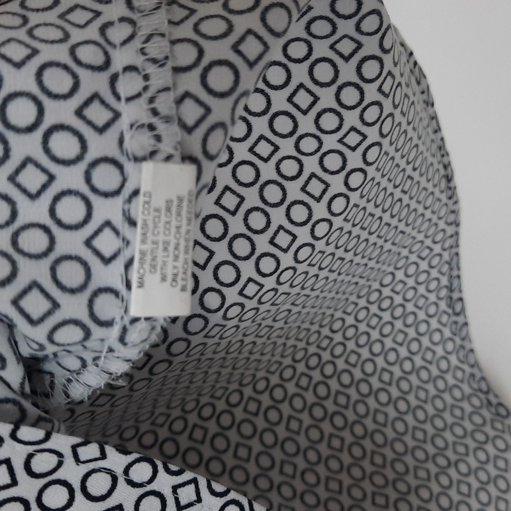 3x Button Front Geometric Print Top Blouse Notati… - image 8